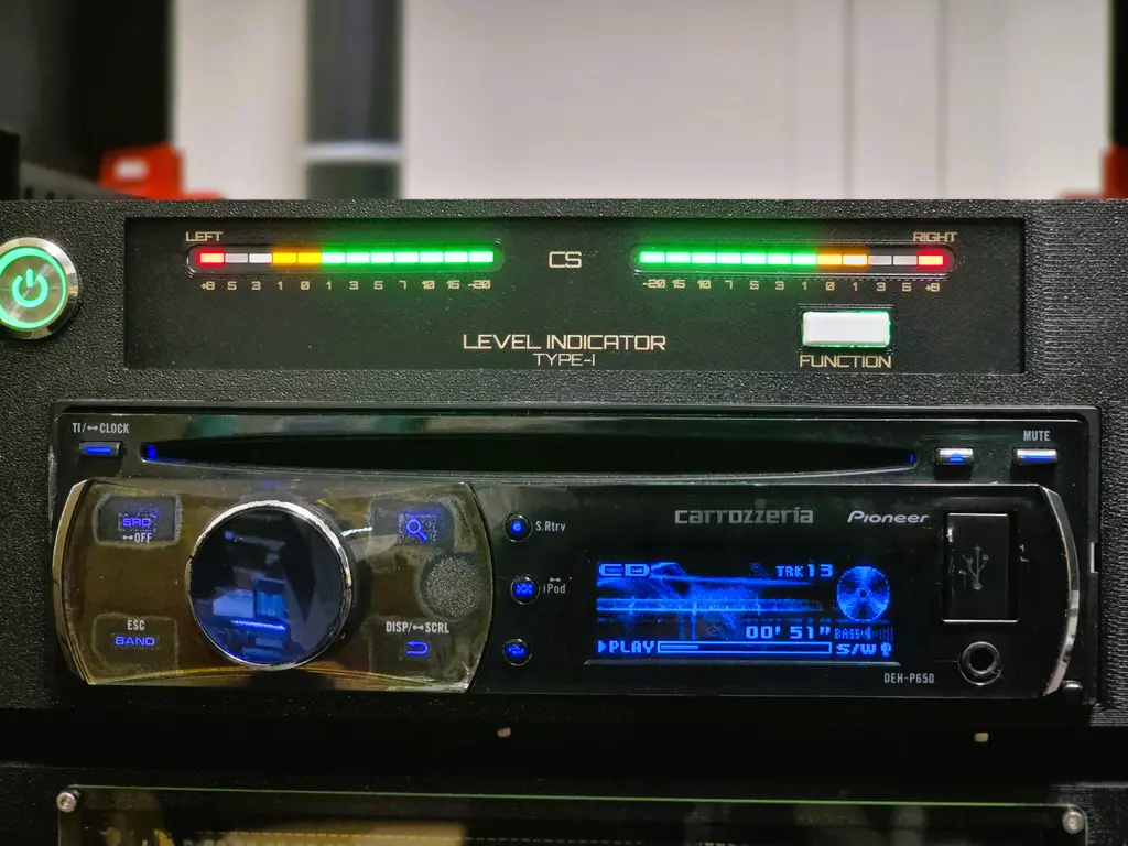 音楽デッキの上で光るType-I